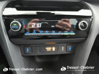 Photo 12 Toyota Yaris  Cross Hybride 116h 2WD Design