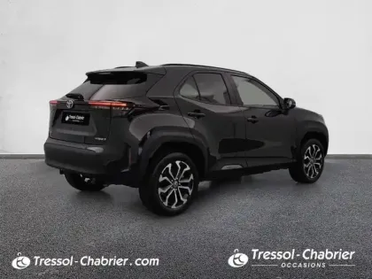 Photo 1 Toyota Yaris  Cross Hybride 116h 2WD Design