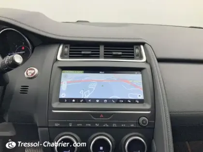 Photo 21 Jaguar E-Pace  2.0 D - 180 ch AWD BVA R-Dynamic Business