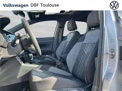 Photo 9 Volkswagen Taigo 1.0 TSI 115 CH DSG7 R LINE