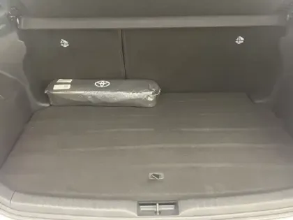 Photo 14 Toyota Yaris Hybride 116h Design