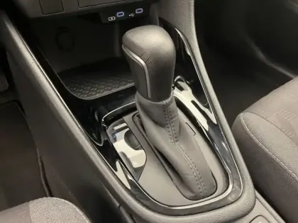 Photo 24 Toyota Yaris Hybride 116h Design