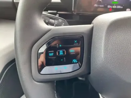 Photo 17 Ford Explorer 286ch Extended Range 77kWh RWD