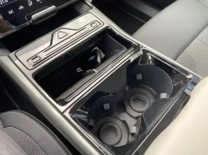 Photo 12 Ford Explorer 286ch Extended Range 77kWh RWD