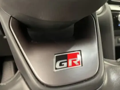 Photo 16 Toyota Yaris 1.5 HYBRID 130H GR SPORT