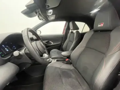 Photo 10 Toyota Yaris 1.5 HYBRID 130H GR SPORT