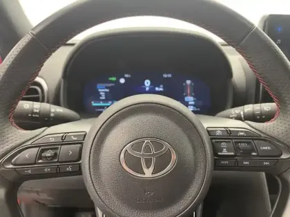 Photo 14 Toyota Yaris 1.5 HYBRID 130H GR SPORT