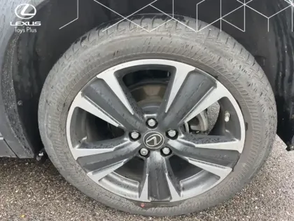 Photo 15 Lexus UX 250H 2WD Premium Edition