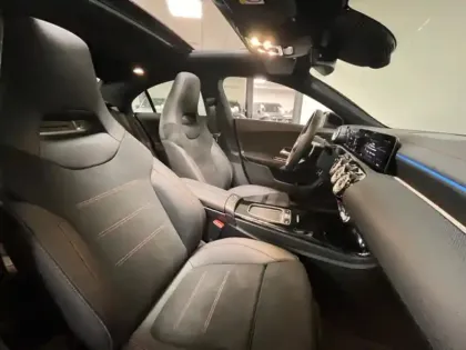 Photo 13 Mercedes CLA Coupé 200 d AMG Line CoupÚ