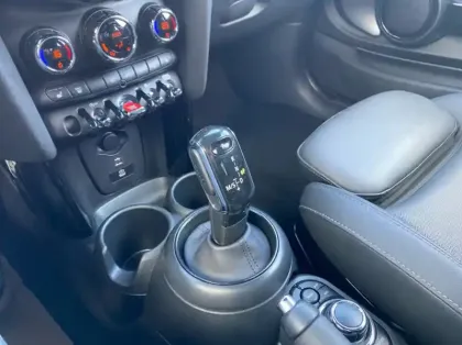 Photo 7 Mini Mini Cooper 136ch Edition Camden BVA7