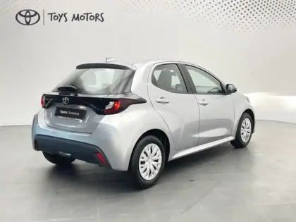Photo 6 Toyota Yaris Hybride 116h Dynamic