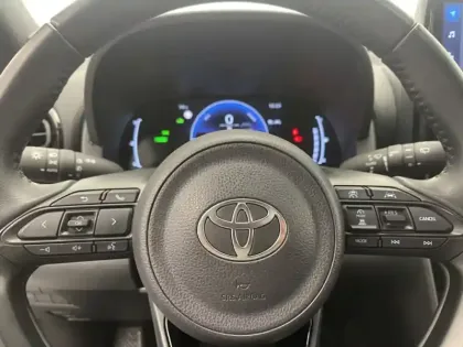 Photo 23 Toyota Yaris Hybride 116h Dynamic