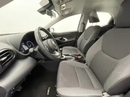 Photo 12 Toyota Yaris Hybride 116h Dynamic