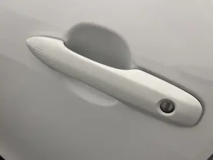 Photo 26 Toyota Yaris 1.5 HYBRID 130H DESIGN PACK CARGO