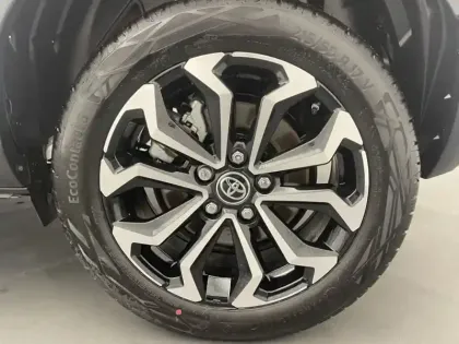 Photo 30 Toyota Yaris 1.5 HYBRID 130H DESIGN PACK CARGO