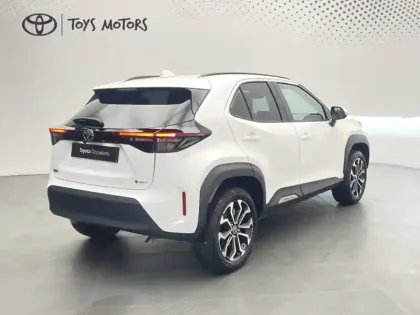 Photo 6 Toyota Yaris 1.5 HYBRID 130H DESIGN PACK CARGO