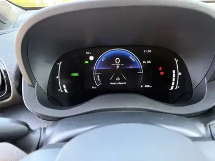 Photo 11 Toyota Yaris Hybride 1.5 HYBRID 116H DESIGN AUTO