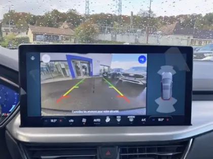 Photo 14 Ford Focus 1.0 Flexifuel mHEV 125ch Titanium X Business