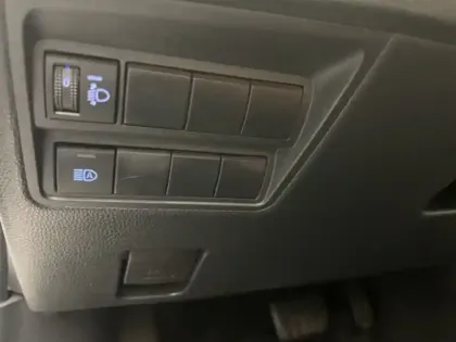 Photo 10 Toyota Yaris Hybride 116h Dynamic