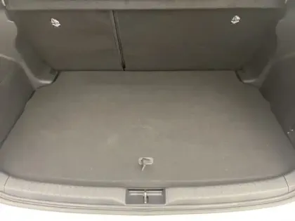 Photo 18 Toyota Yaris Hybride 116h Dynamic