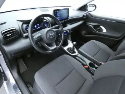 Photo 18 Toyota Yaris 120 VVT-i Design