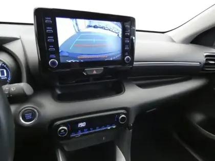 Photo 10 Toyota Yaris 120 VVT-i Design