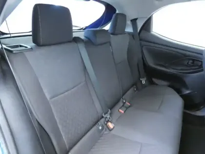 Photo 6 Toyota Yaris 120 VVT-i Design