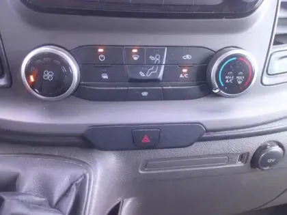 Photo 8 Ford Transit Custom  Fg 300 L1H1 2.0 EcoBlue 130 Trend Business 7cv