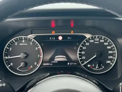 Photo 12 Nissan Qashqai  1.3 Mild Hybrid 140ch N-Connecta