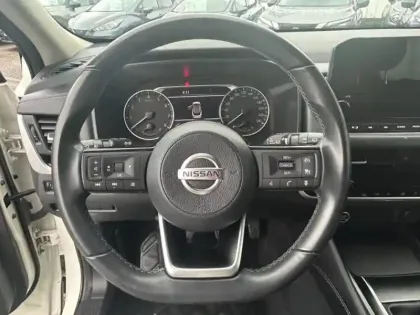 Photo 11 Nissan Qashqai  1.3 Mild Hybrid 140ch N-Connecta