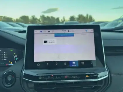 Photo 13 Jeep Compass  1.3 Turbo T4 240ch PHEV 4xe Trailhawk AT6 eAWD