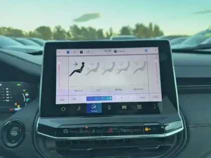 Photo 10 Jeep Compass  1.3 Turbo T4 240ch PHEV 4xe Trailhawk AT6 eAWD