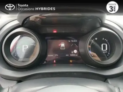 Photo 32 Toyota Yaris  116h Design 5p MY22