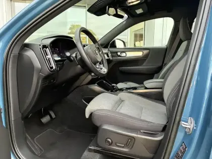 Photo 13 Volvo Xc40  B3 163 ch DCT7