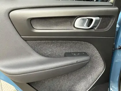 Photo 25 Volvo Xc40  B3 163 ch DCT7