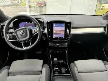 Photo 3 Volvo Xc40  B3 163 ch DCT7