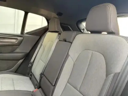 Photo 26 Volvo Xc40  B3 163 ch DCT7