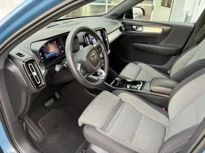 Photo 4 Volvo Xc40  B3 163 ch DCT7