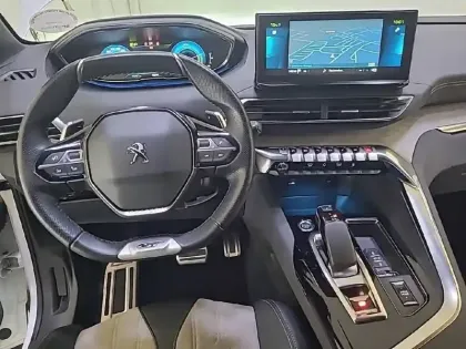 Photo 7 Peugeot 3008  Hybrid 225 e-EAT8