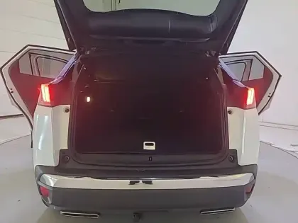 Photo 5 Peugeot 3008  Hybrid 225 e-EAT8