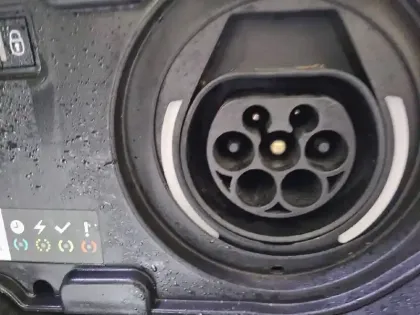 Photo 33 Peugeot 3008  Hybrid 225 e-EAT8