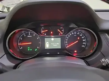 Photo 9 Opel Grandland X  1.2 Turbo 130 ch