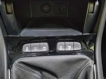 Photo 26 Opel Grandland X  1.2 Turbo 130 ch