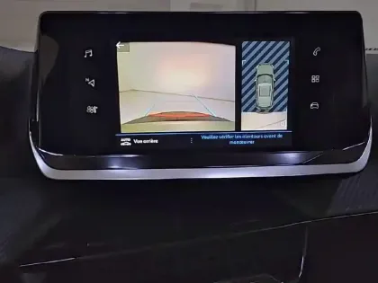 Photo 19 Peugeot 2008  BlueHDi 130 S&S EAT8