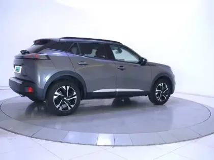 Photo 4 Peugeot 2008  BlueHDi 130 S&S EAT8