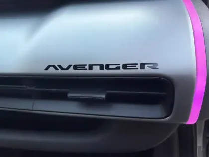 Photo 96 Jeep Avenger  115 kW 4x2