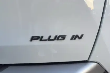 Photo 10 Peugeot 3008  Plug-in Hybrid 195 e-DCS7