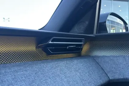 Photo 23 Peugeot 3008  Plug-in Hybrid 195 e-DCS7