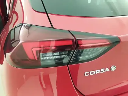 Photo 16 Opel Corsa  Electrique 136 ch & Batterie 50 kWh