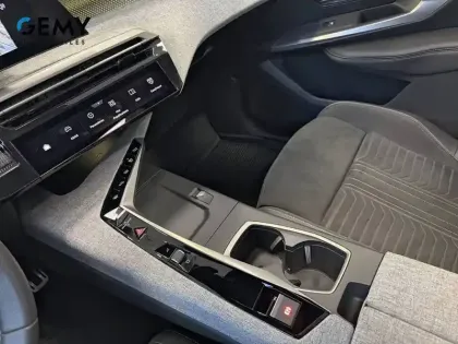 Photo 19 Peugeot 3008  Plug-in Hybrid 195 e-DCS7